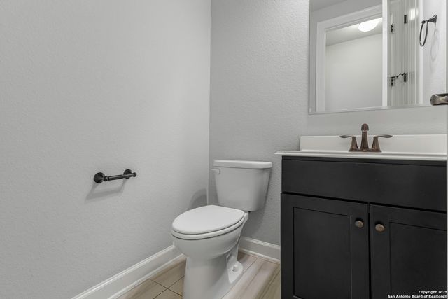 13539 Falls Summit, San Antonio, TX 78245