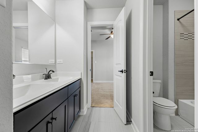 13539 Falls Summit, San Antonio, TX 78245