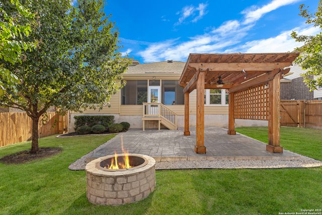 13539 Falls Summit, San Antonio, TX 78245