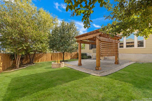 13539 Falls Summit, San Antonio, TX 78245