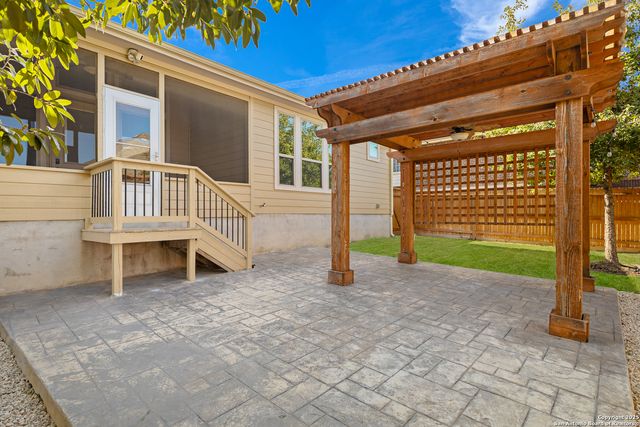 13539 Falls Summit, San Antonio, TX 78245