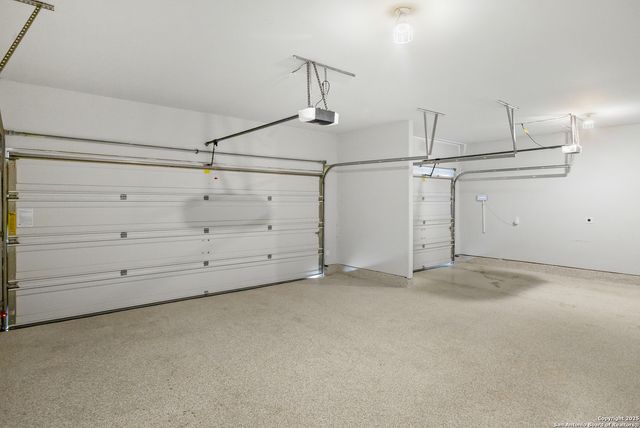 13539 Falls Summit, San Antonio, TX 78245