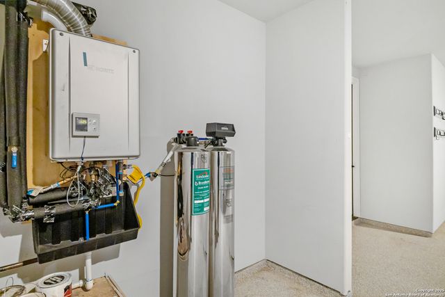 13539 Falls Summit, San Antonio, TX 78245