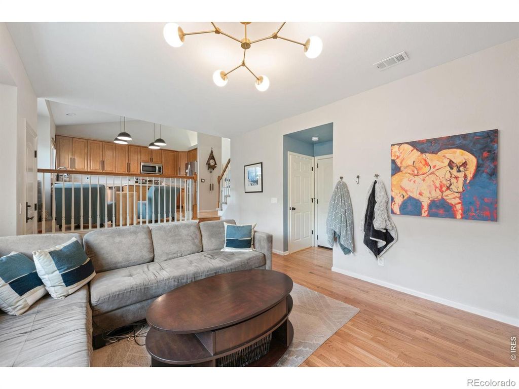 Image 16 of property listing at 1181 Riddlewood Road, Highlands Ranch, CO 80129