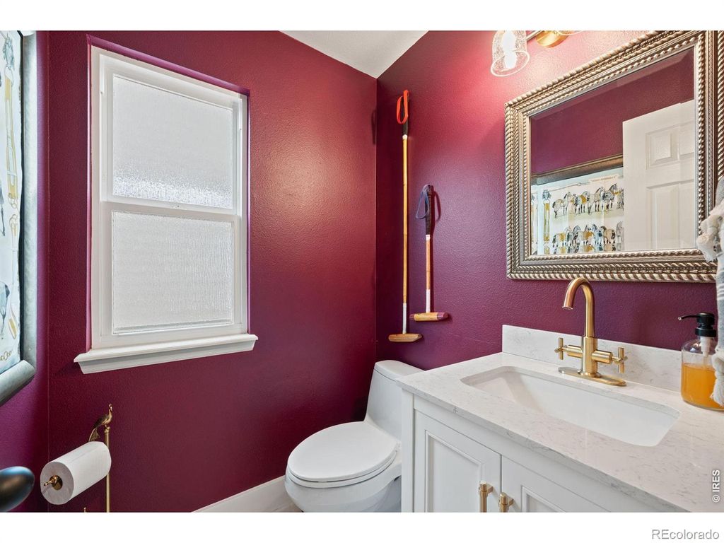 Image 18 of property listing at 1181 Riddlewood Road, Highlands Ranch, CO 80129