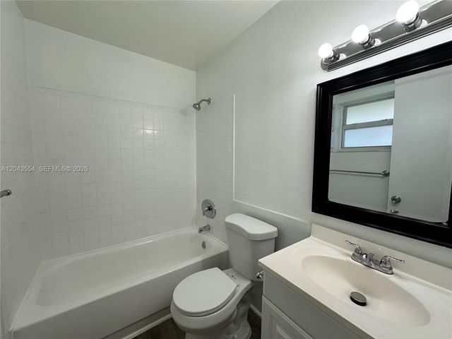 2500 Johnson Street 19, Hollywood, FL 33020