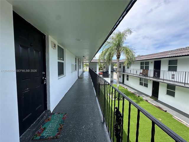 2500 Johnson Street 19, Hollywood, FL 33020