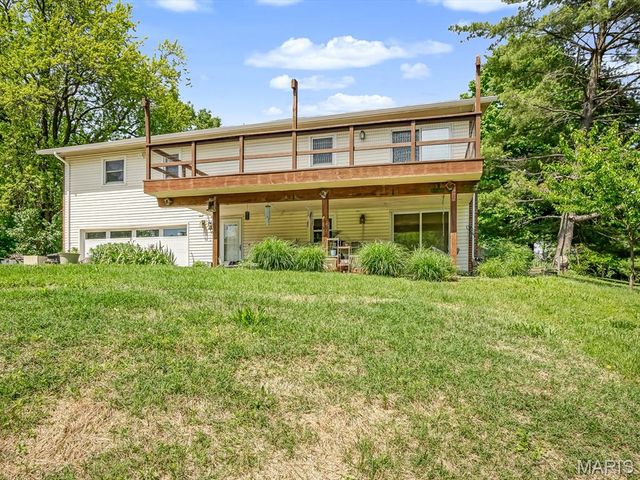 5041 Springfield Drive, Edwardsville, IL 62025