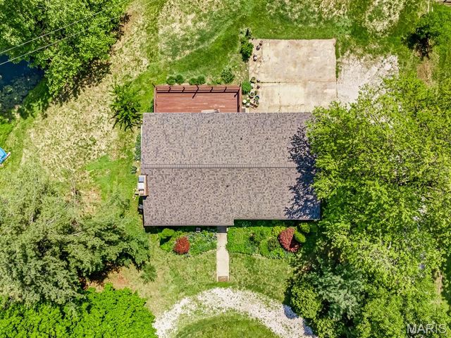 5041 Springfield Drive, Edwardsville, IL 62025