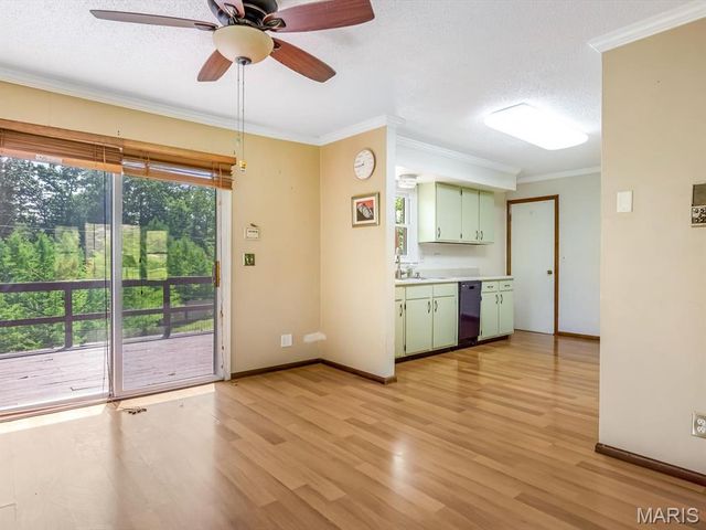 5041 Springfield Drive, Edwardsville, IL 62025