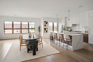 51 Silver St PH, Boston, MA 02127