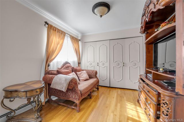 6 Marietta Drive, Westbury, NY 11590