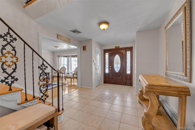 6 Marietta Drive, Westbury, NY 11590