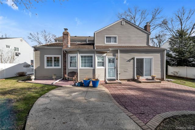 6 Marietta Drive, Westbury, NY 11590