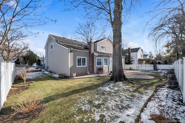 6 Marietta Drive, Westbury, NY 11590