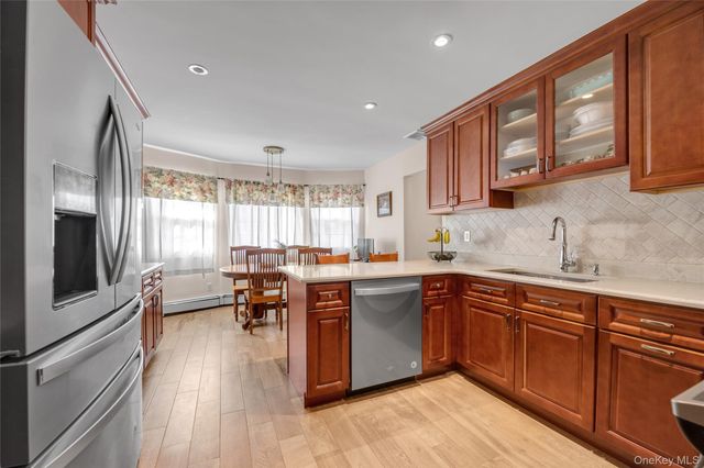 6 Marietta Drive, Westbury, NY 11590