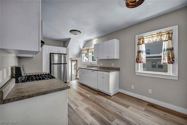 167 N Hazelwood Avenue, Youngstown, OH 44509
