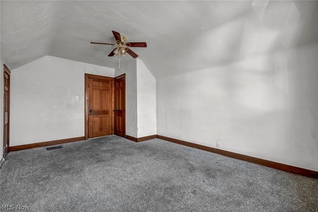 167 N Hazelwood Avenue, Youngstown, OH 44509