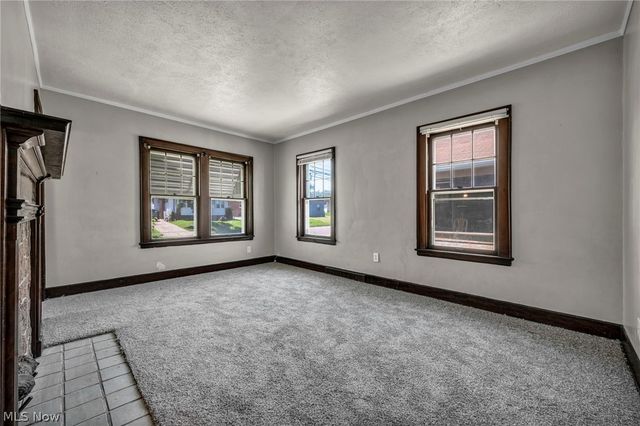 167 N Hazelwood Avenue, Youngstown, OH 44509