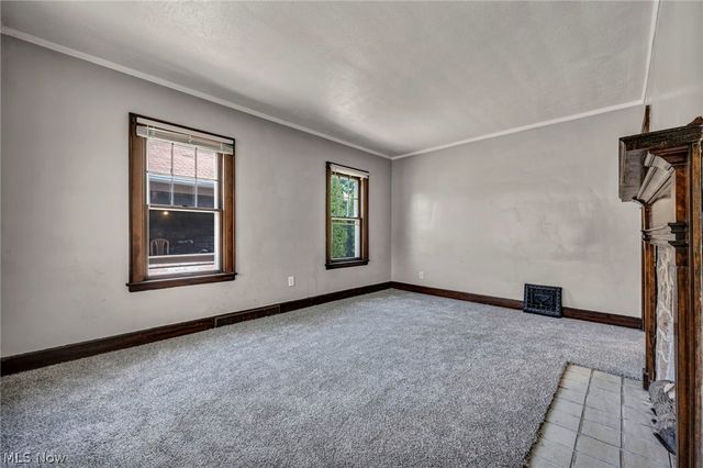 167 N Hazelwood Avenue, Youngstown, OH 44509