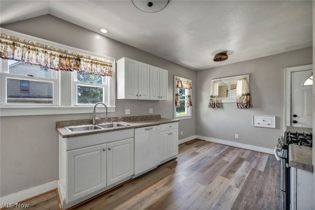167 N Hazelwood Avenue, Youngstown, OH 44509