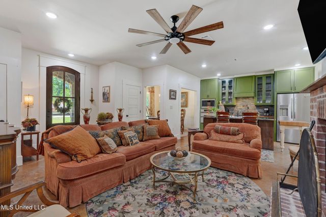 14 Springlake Drive, Sumrall, MS 39482