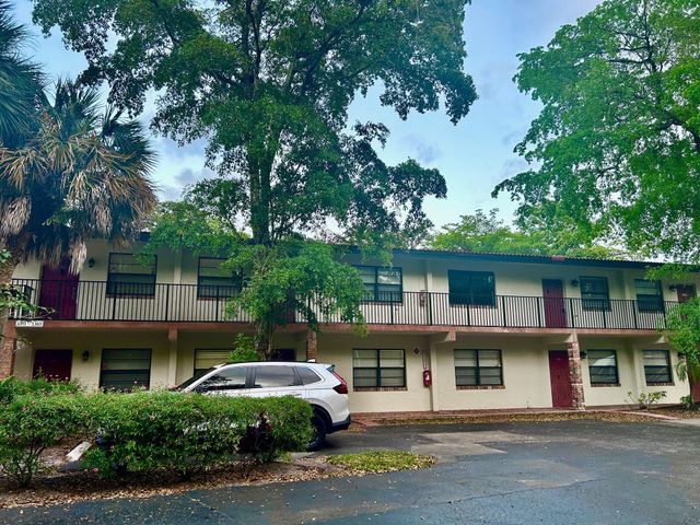 1363 NW 94th Way 1363, Coral Springs, FL 33071