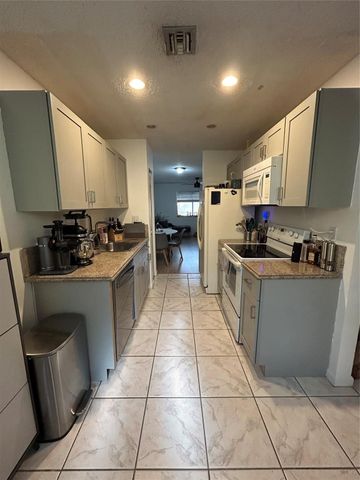 1363 NW 94th Way 1363, Coral Springs, FL 33071