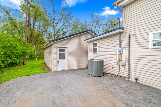 68505 Sweet Lake Road, Sturgis, MI 49091