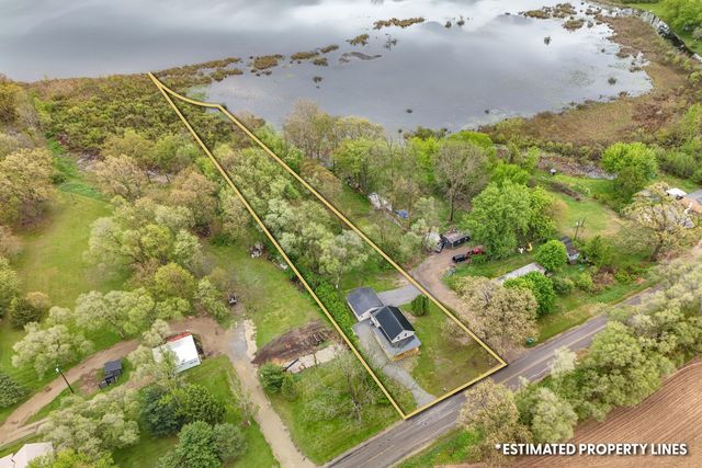 68505 Sweet Lake Road, Sturgis, MI 49091