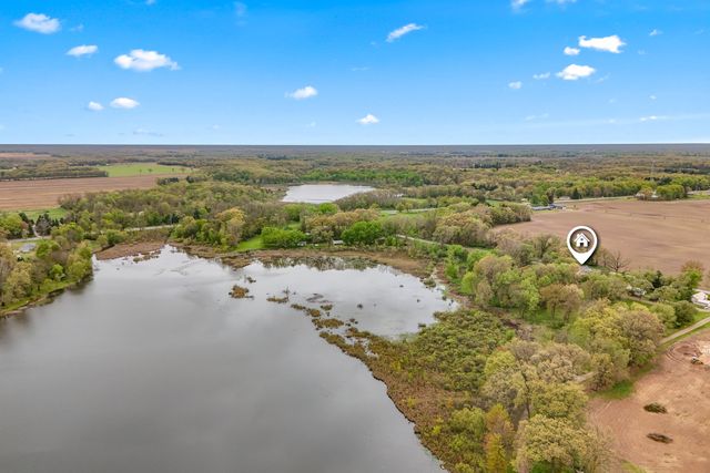 68505 Sweet Lake Road, Sturgis, MI 49091