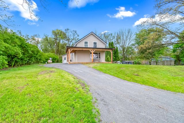 68505 Sweet Lake Road, Sturgis, MI 49091