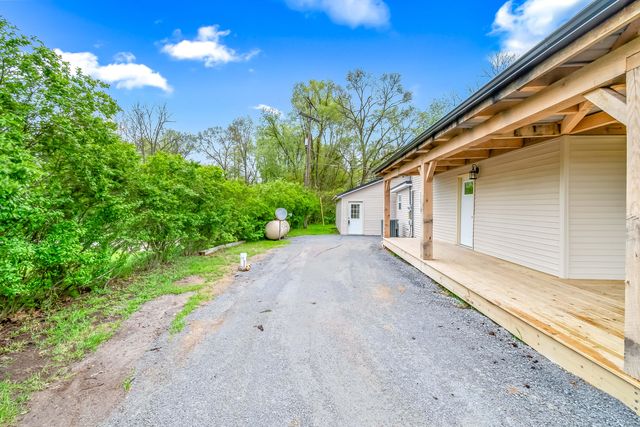 68505 Sweet Lake Road, Sturgis, MI 49091