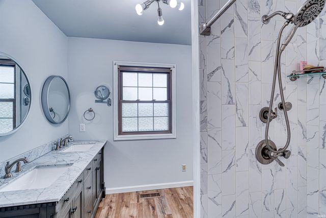 1229 MOCKINGBIRD Lane, Mount Vernon, IN 47620