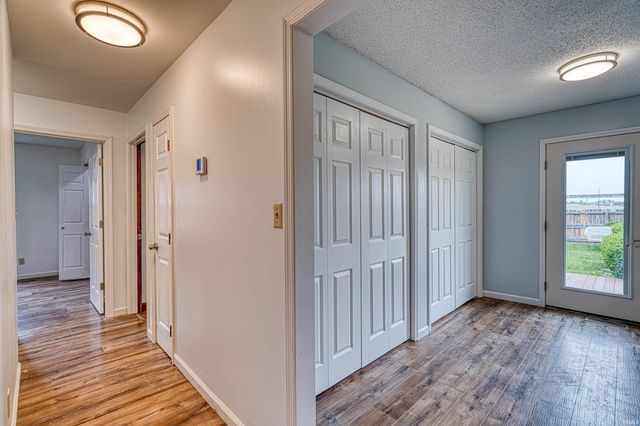1229 MOCKINGBIRD Lane, Mount Vernon, IN 47620