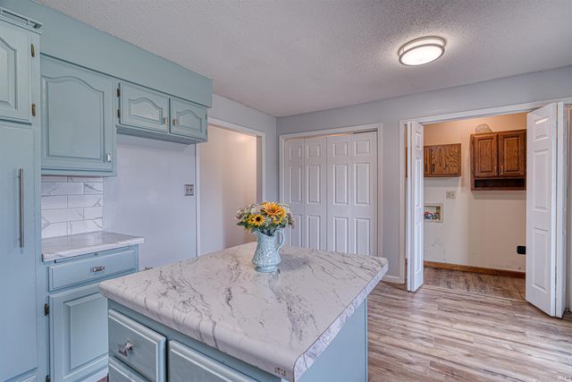 1229 MOCKINGBIRD Lane, Mount Vernon, IN 47620