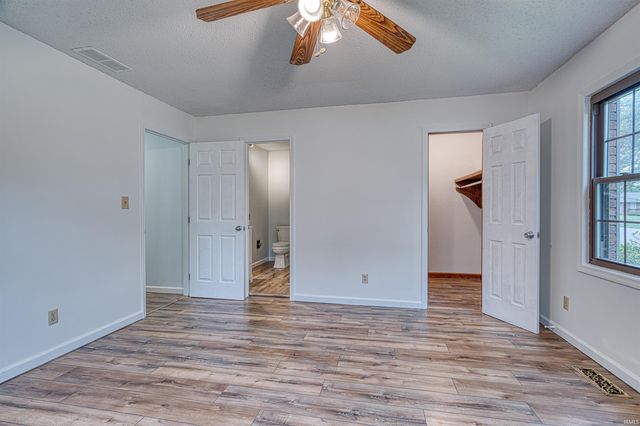 1229 MOCKINGBIRD Lane, Mount Vernon, IN 47620