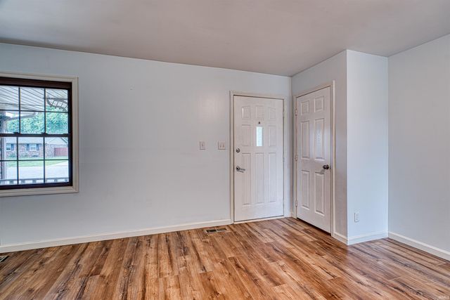 1229 MOCKINGBIRD Lane, Mount Vernon, IN 47620