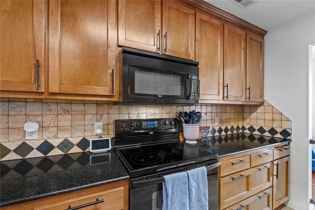 540 Carlson Street, Centerton, AR 72719