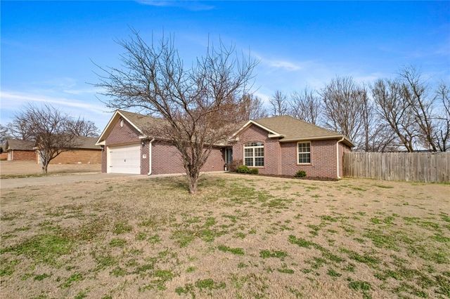 540 Carlson Street, Centerton, AR 72719