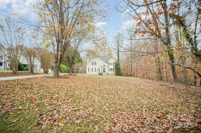 7236 Cobblecreek Drive, Matthews, NC 28104