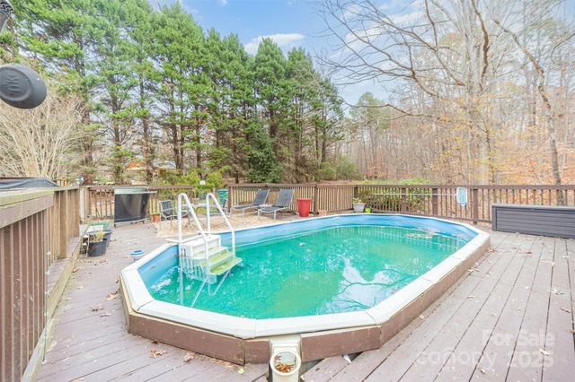 7236 Cobblecreek Drive, Matthews, NC 28104