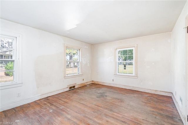 955 Main Street, Yanceyville, NC 27379