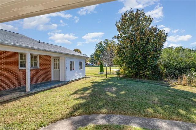 955 Main Street, Yanceyville, NC 27379