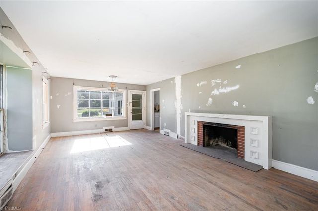 955 Main Street, Yanceyville, NC 27379