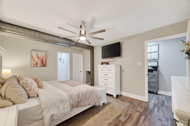 819 Sentinel Oaks, Pinehurst, TX 77362