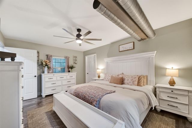 819 Sentinel Oaks, Pinehurst, TX 77362