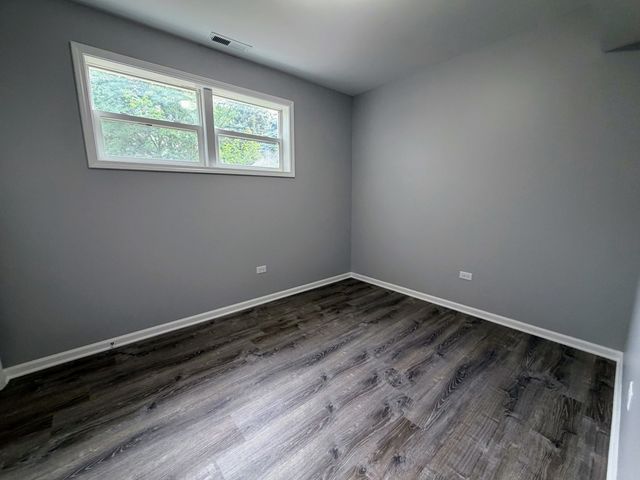 311 S Lodge Lane 2B, Lombard, IL 60148