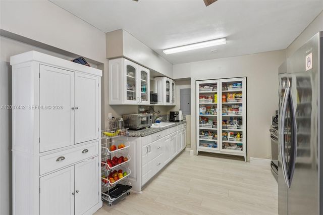 15245 SW 298th Ter, Homestead, FL 33033