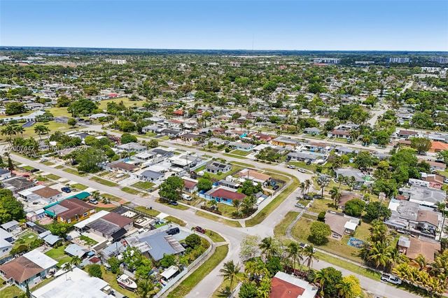 15245 SW 298th Ter, Homestead, FL 33033
